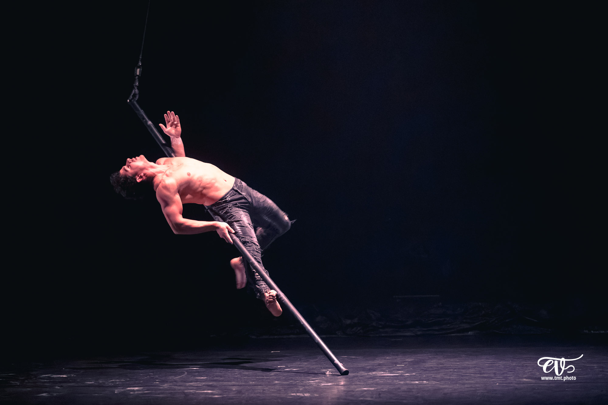 PARADISUM (CIE RECIRQUEL)